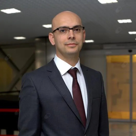 Op. Dr. Önder Karabay