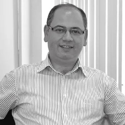 Prof. Dr. Önder Kavakçı