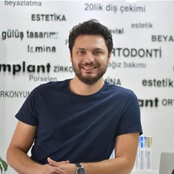 Uzm. Dt. Onur Öztürk