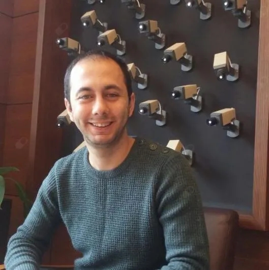 Uzm. Dt. Orhan Karataş