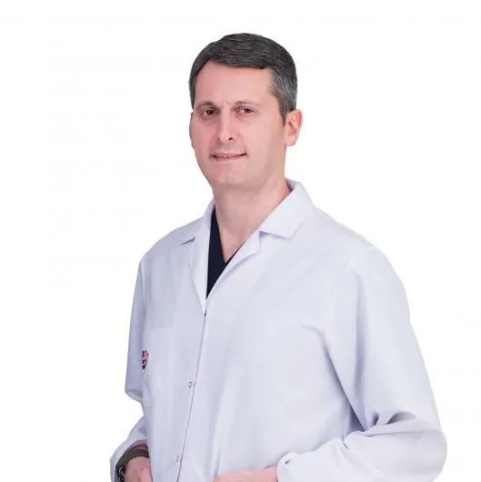 Op. Dr. Özcan Karakurt