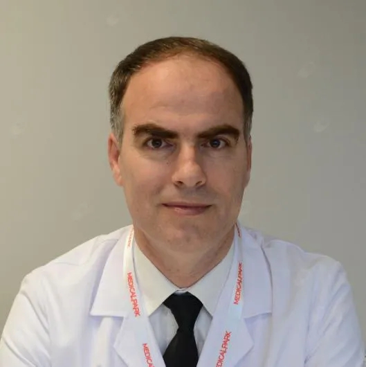 Uzm. Dr. Recep Asiltürk