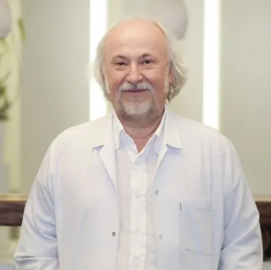 Op. Dr. Refik Keleş