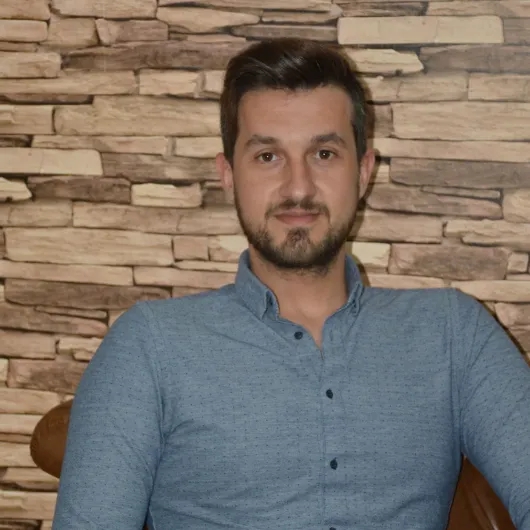 Uzm. Kl. Psk. Remzi Kourt