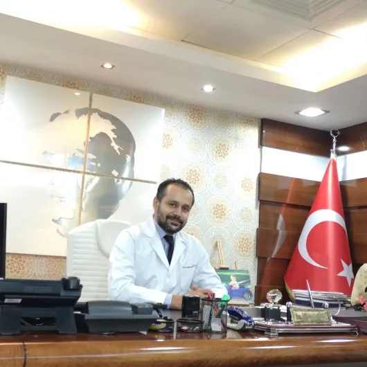 Op. Dr. Secaattin Gülşen