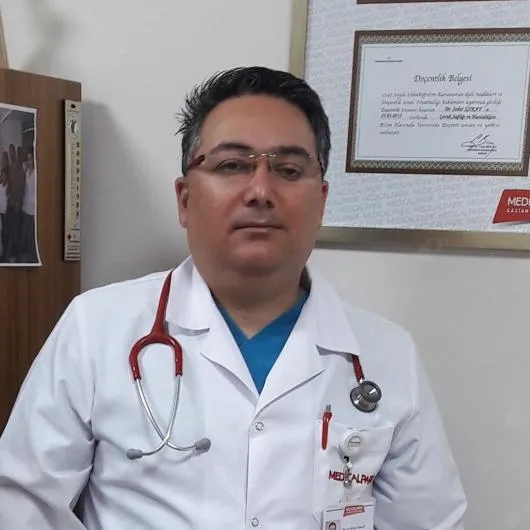 Doç. Dr. Sedat Işıkay