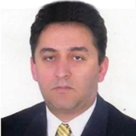 Dt. Selçuk Soyluoğlu