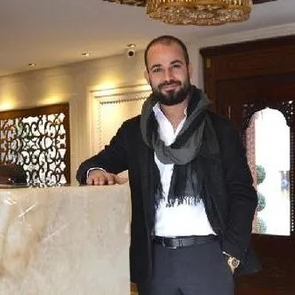 Dt. Şener Kayapınar