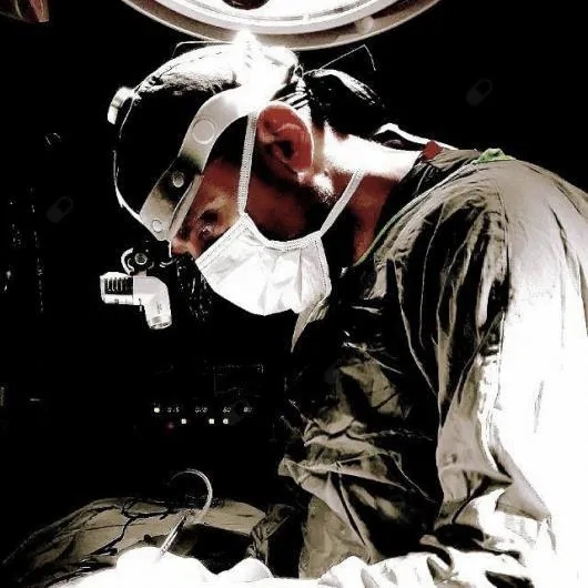 Doç. Dr. Şenol Çomoğlu