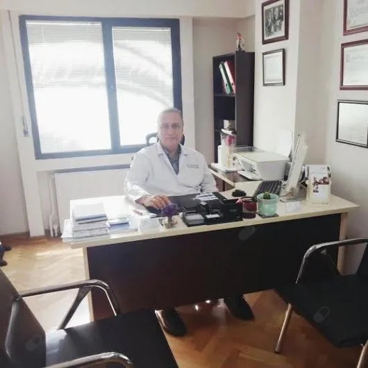 Op. Dr. Serdar Farmaka