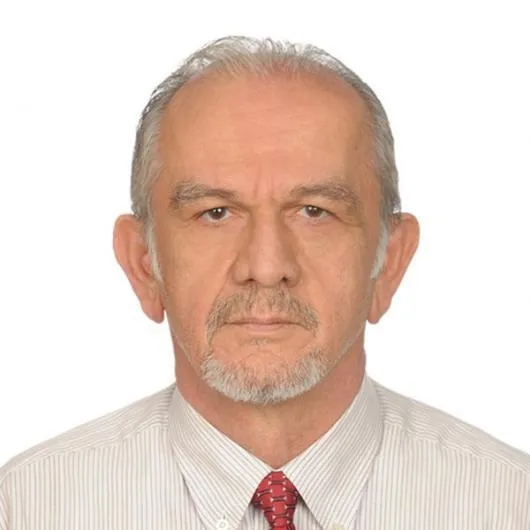 Uzm. Dr. Şeref Özer