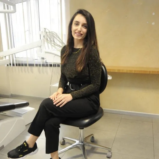 Dr. Dt. Seren Sürmeli Baran