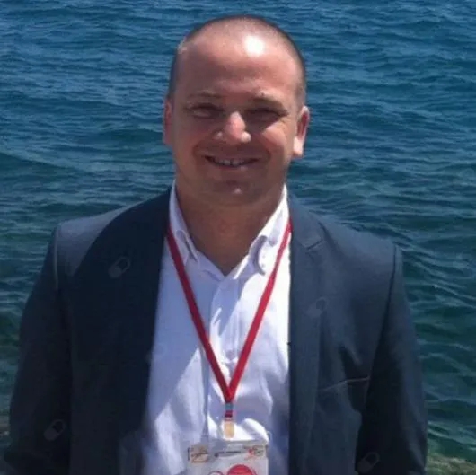 Doç. Dr. Tansu Karaahmet