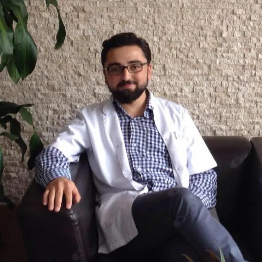 Dt. Taylan Sarıcaoğlu