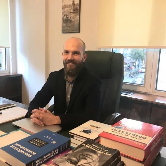 Uzm. Kl. Psk. Toprak Ali Özkan