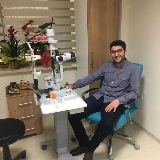 Op. Dr. Turgut Yüksel