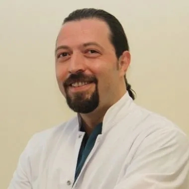 Op. Dr. V. Doğu Kemik