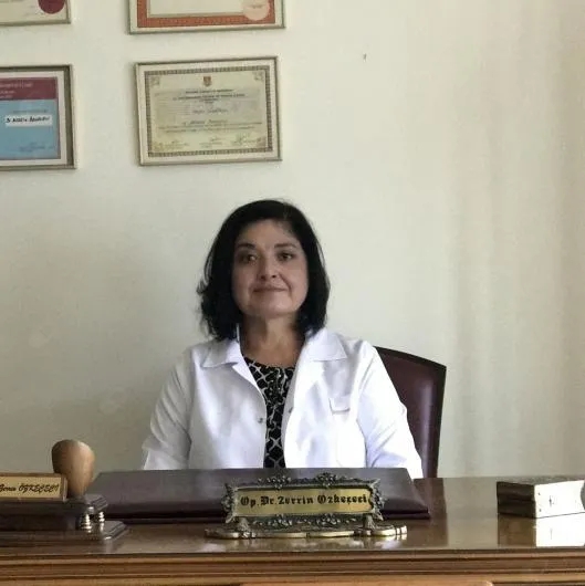 Op. Dr. Zerrin Özkeçeci