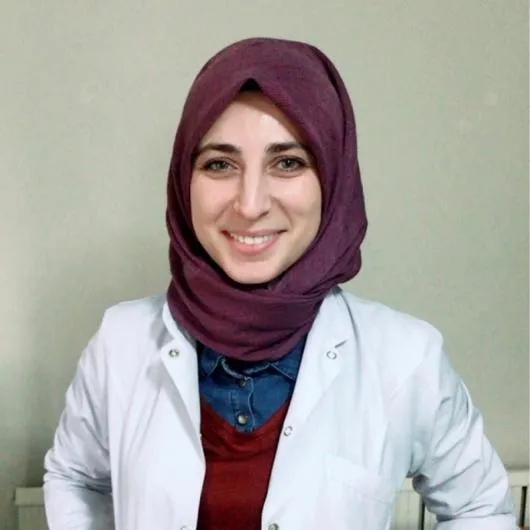 Dt. Zeynep İstanbullu